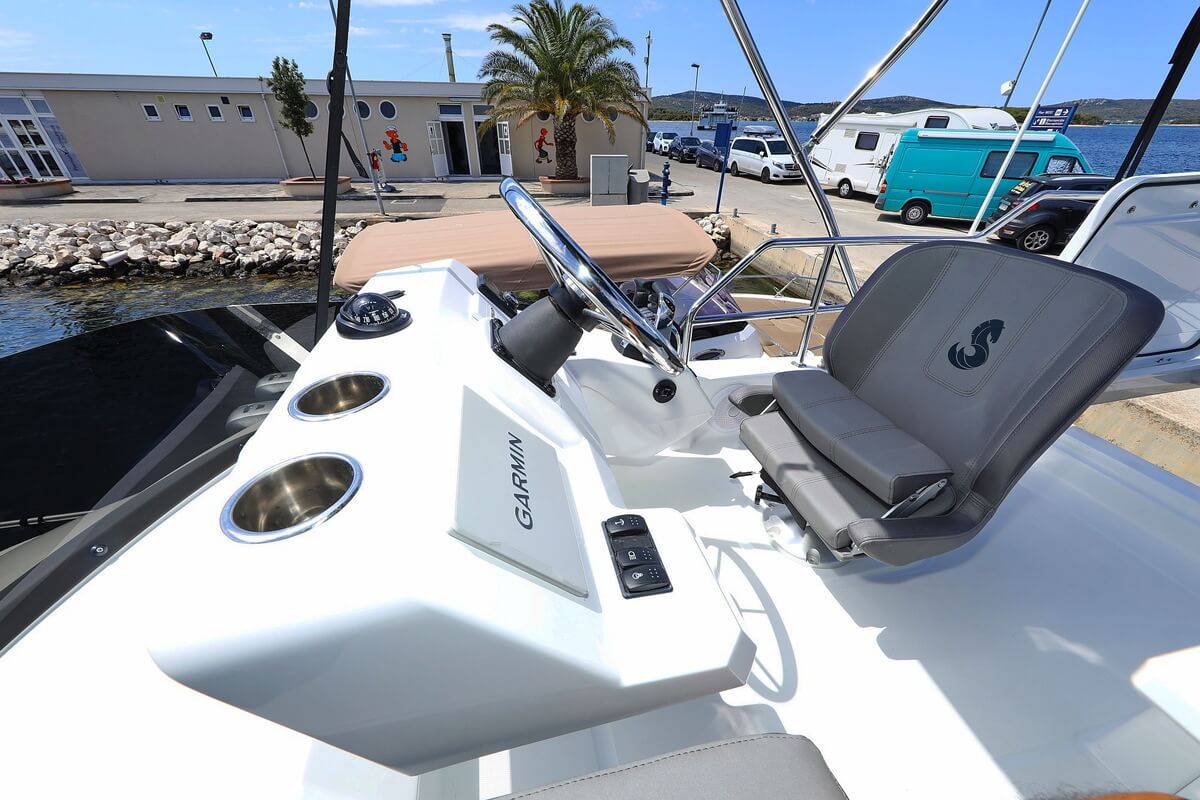 Photo #8 - Antares 11 Fly OB (Solis) in Biograd - 33826