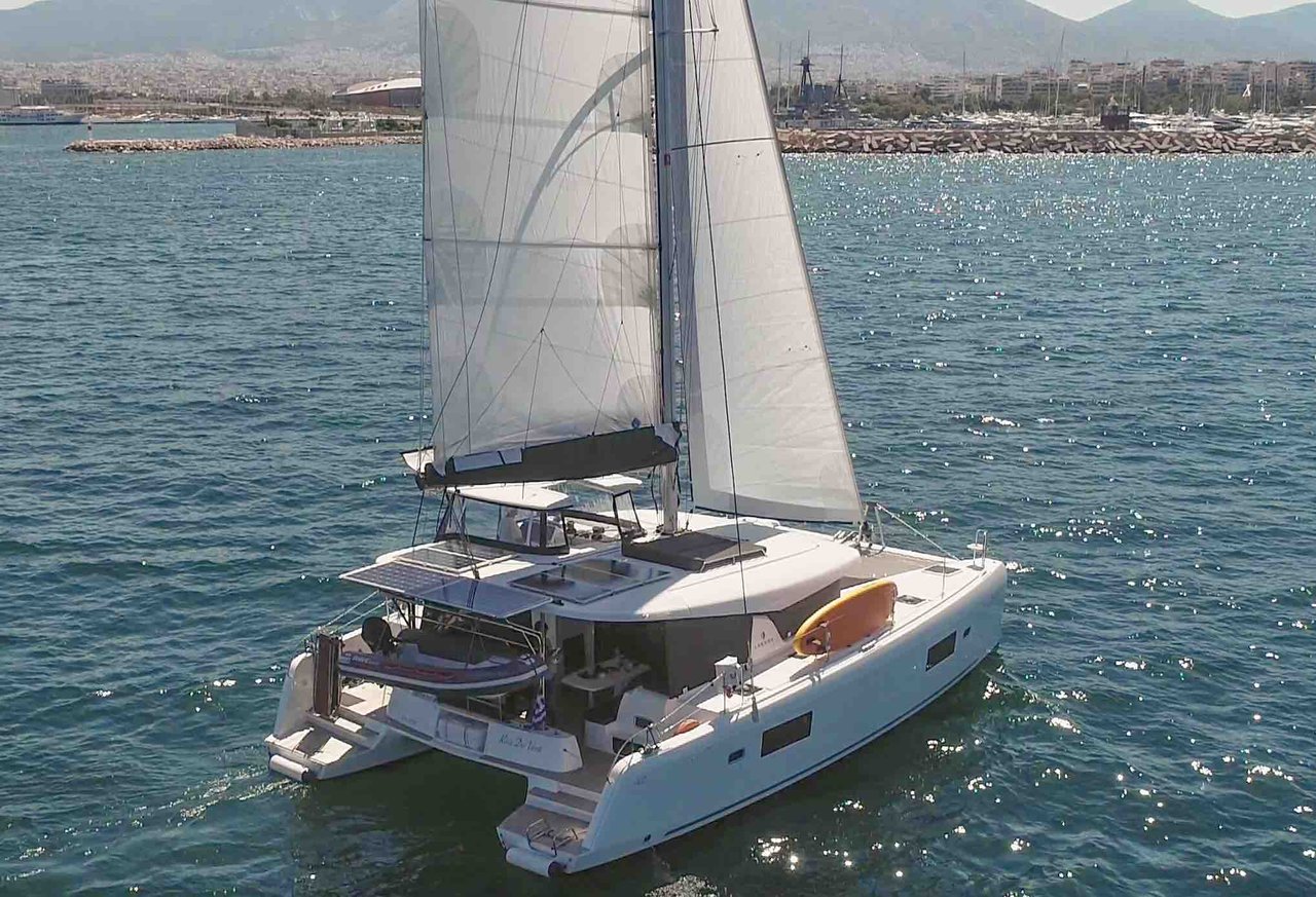 Photo #5 - Lagoon 42 - 4 + 1 cab. (Rosa Dei Venti) in Paros - 33829
