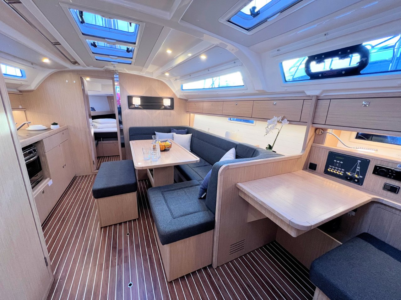 Photo #18 - Bavaria Cruiser 41 - 3 cab. (Panda III) in Pula - 33850