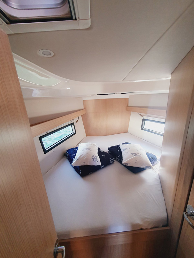 Photo #14 - Bavaria C38 (Infinity) in Pula - 33861