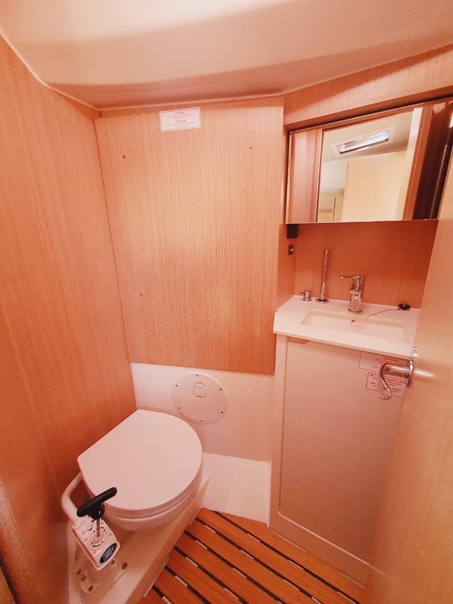 Photo #18 - Bavaria C38 (Infinity) in Pula - 33861