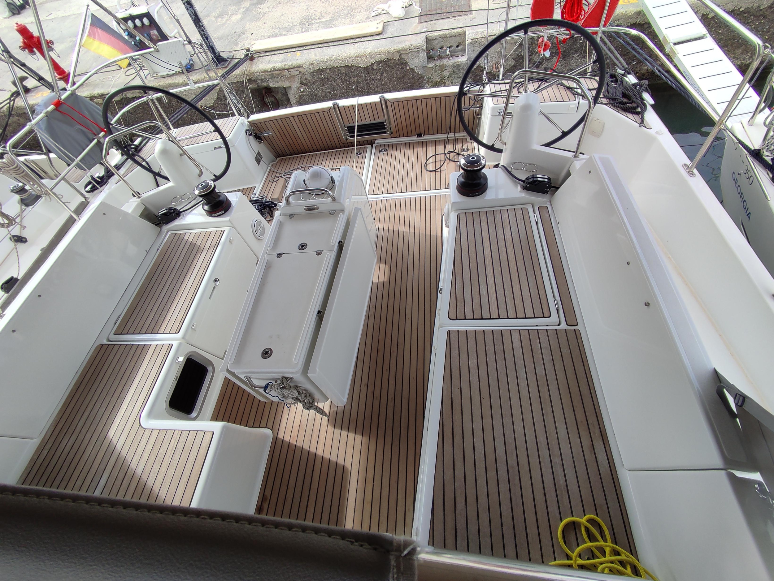 Photo #10 - Sun Odyssey 490 - 5 + 1 cab. (White Pearl) en Corfú - 33864