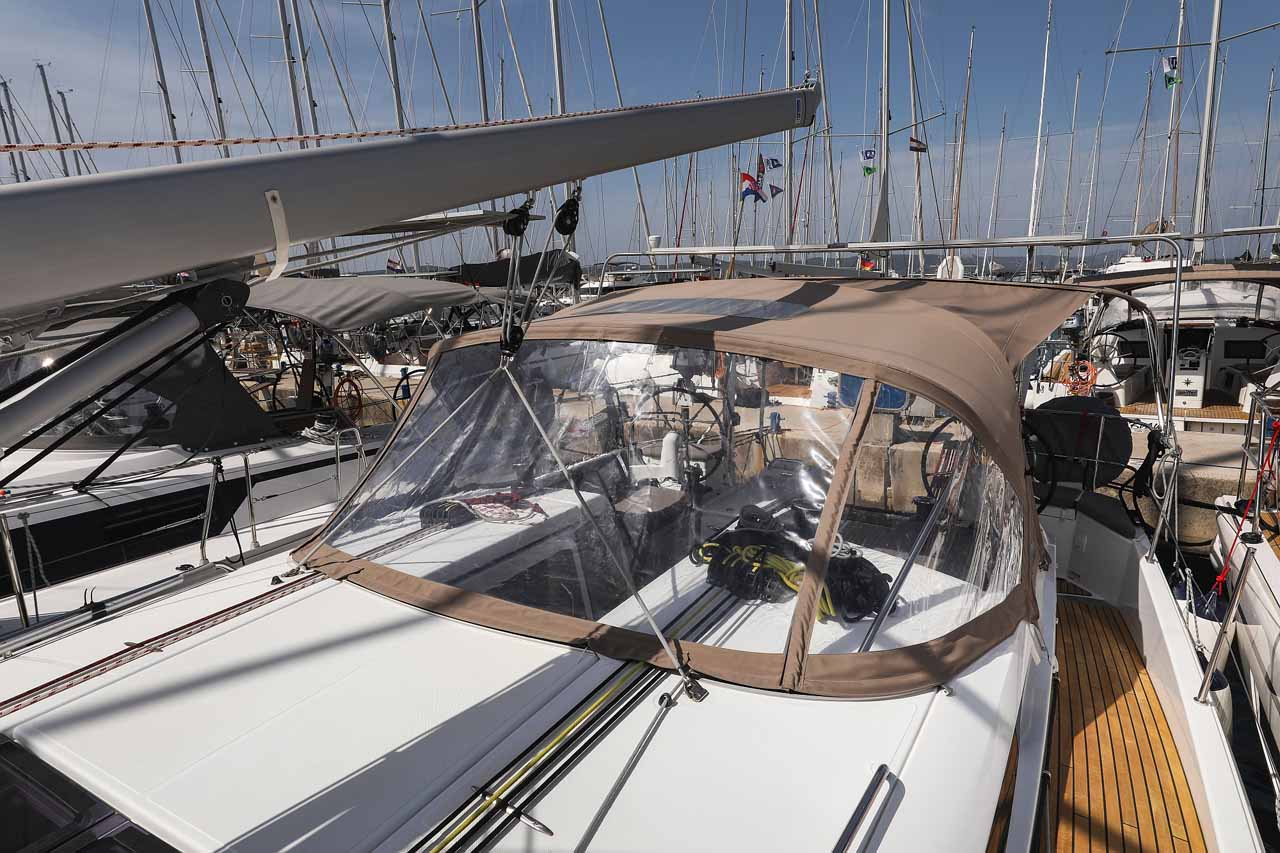 Photo #13 - Sun Odyssey 440 - 3 cab. (Follow your Dream) en Biograd - 33866