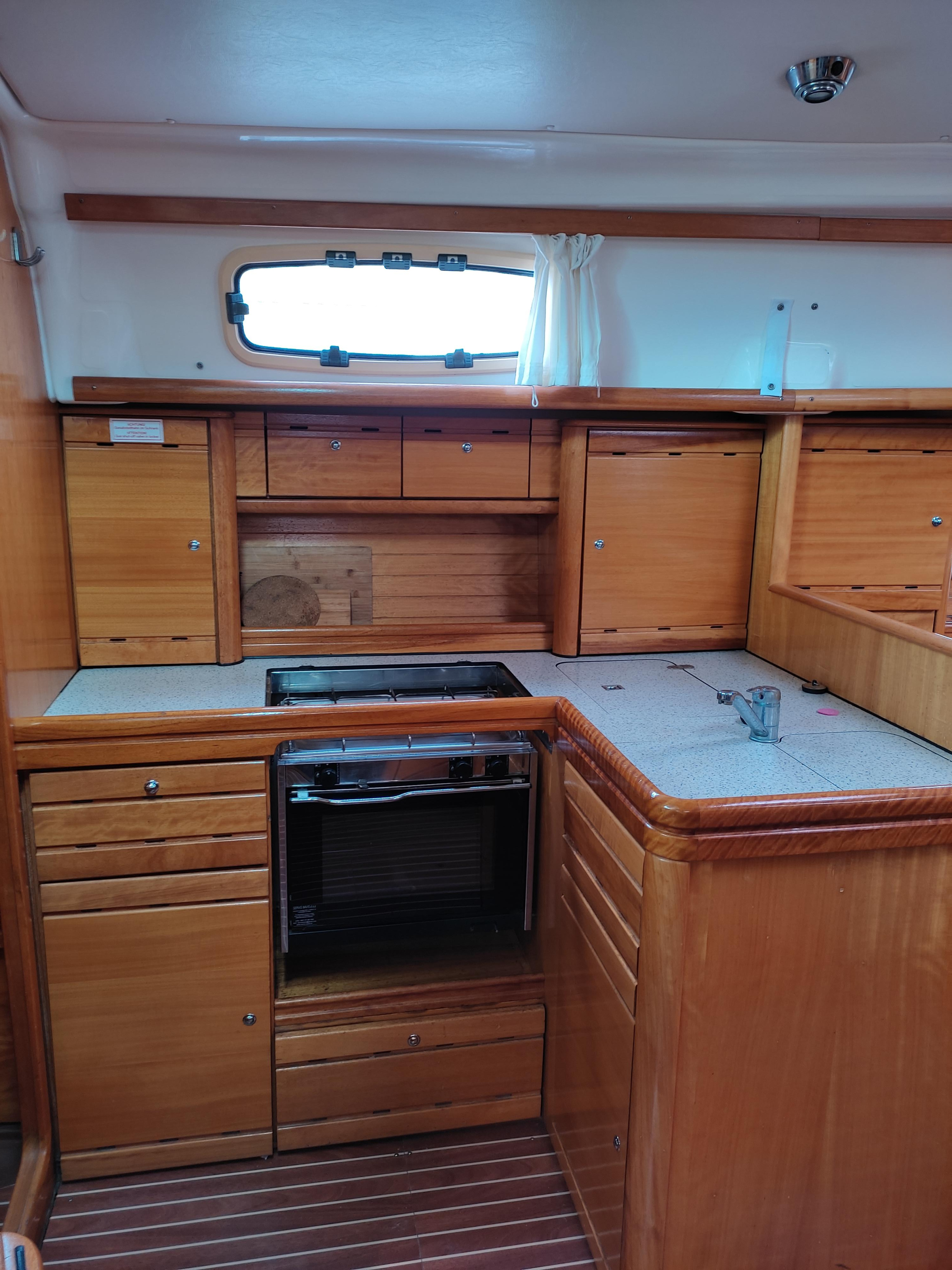 Photo #4 - Bavaria 37 Cruiser (Paula) en Corfú - 33870