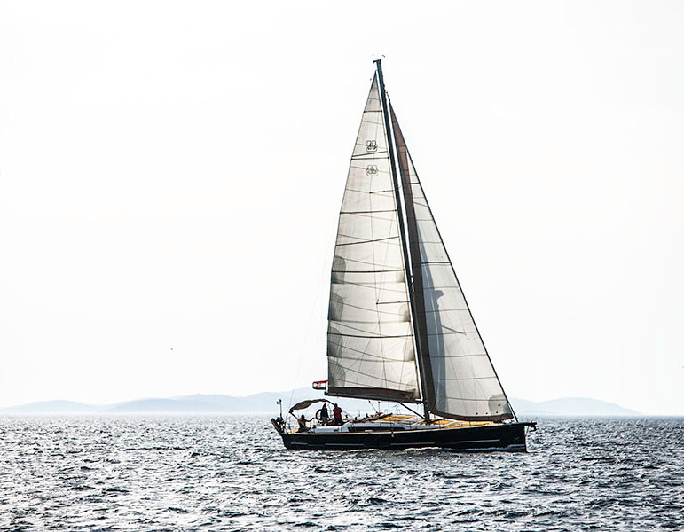 Photo #7 - Dufour Exclusive 56 - 4 + 1 cab. (Kazka) in Primosten - 33888