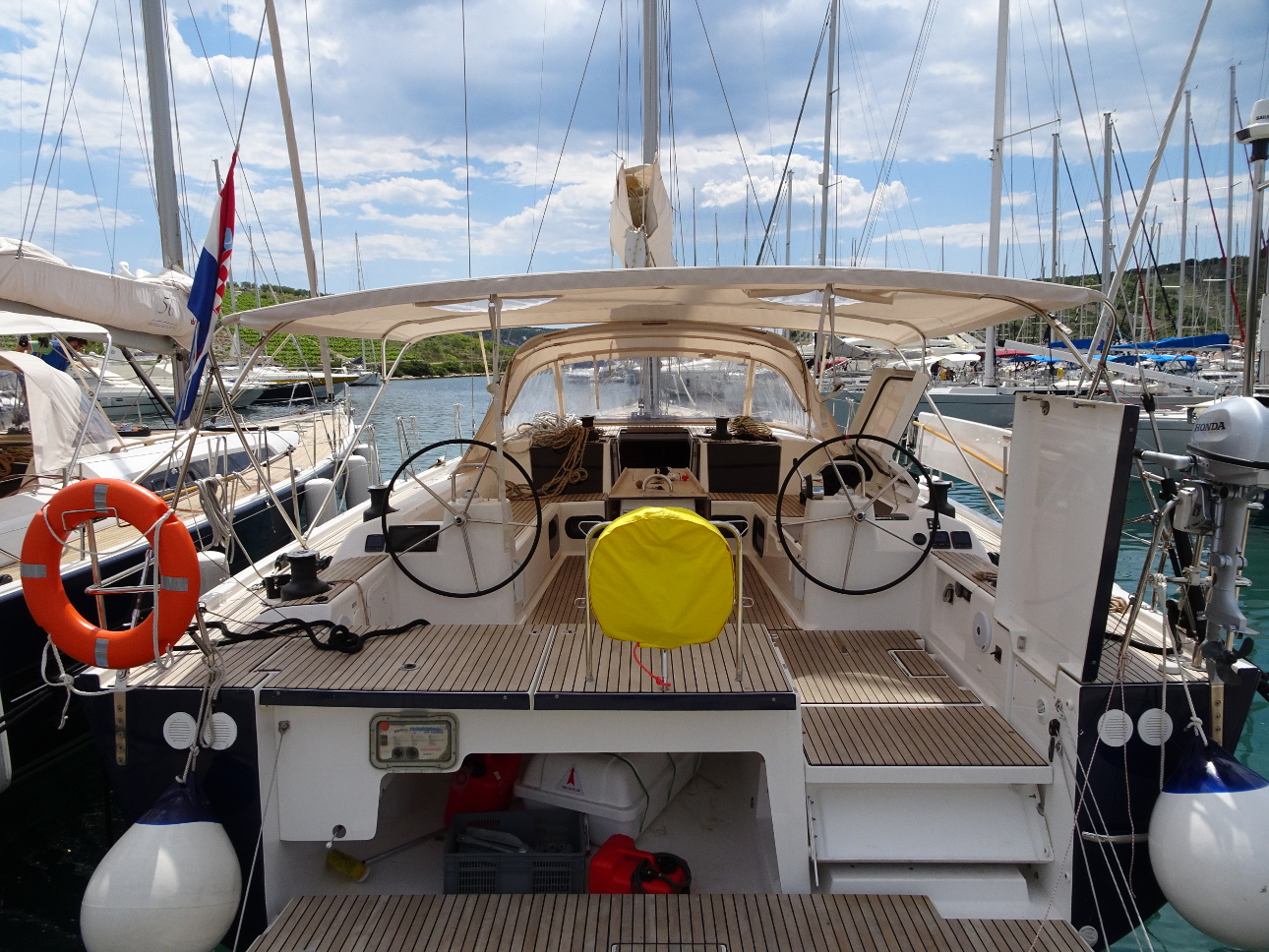 Photo #10 - Dufour Exclusive 56 - 4 + 1 cab. (Kazka) in Primosten - 33888