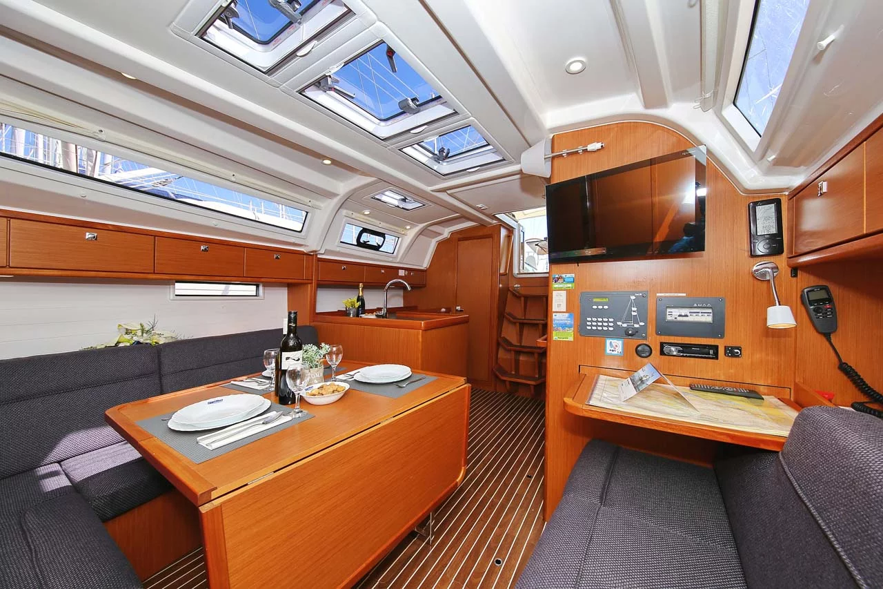 Bavaria Cruiser 37 - 3 cab. (Oracle)  - 12