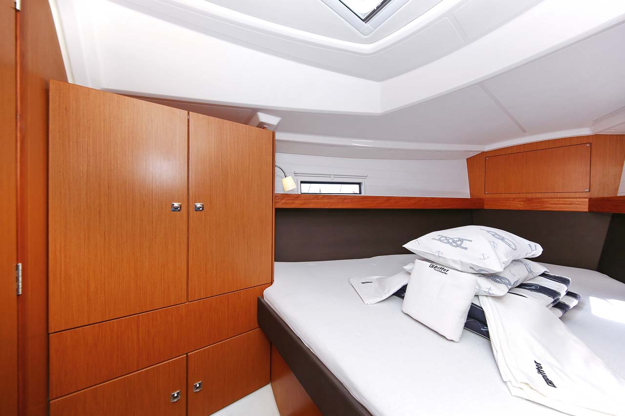Photo #16 - Bavaria Cruiser 37 - 3 cab. (Oracle) in Murter - 33890