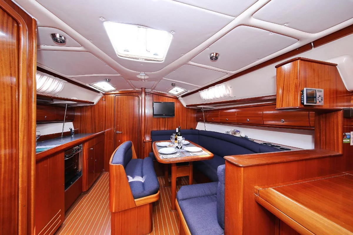 Bavaria 38 (Carry on)  - 7