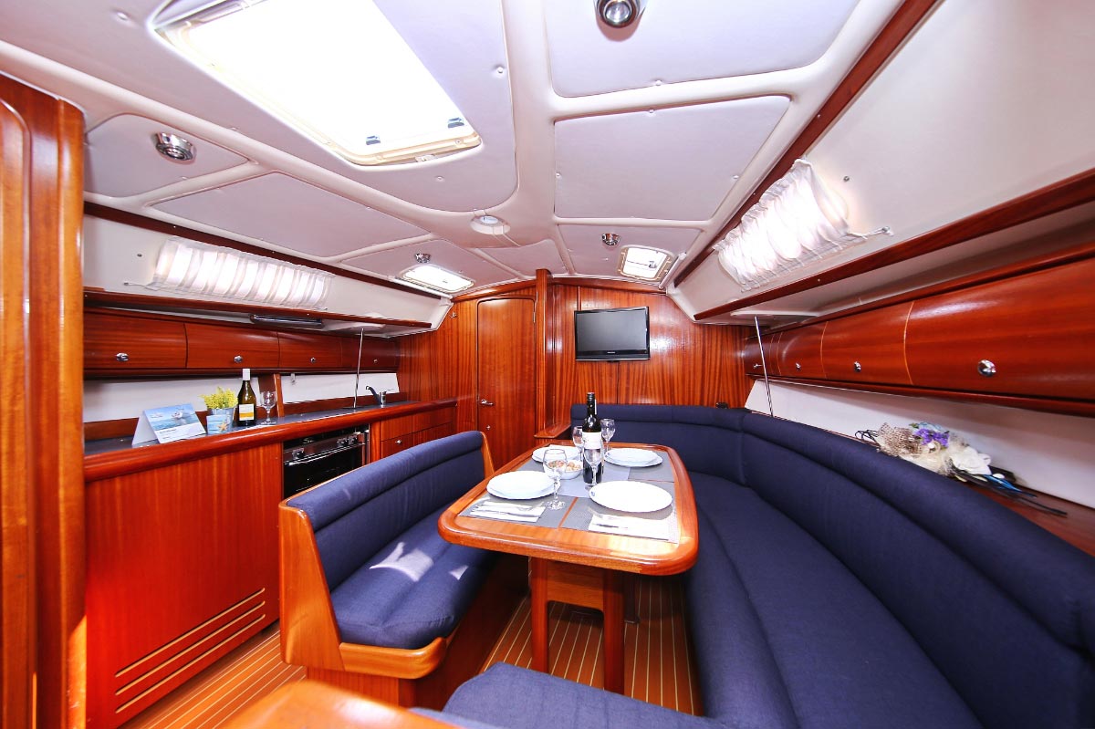 Photo #11 - Bavaria 38 (Carry on) in Pula - 33891