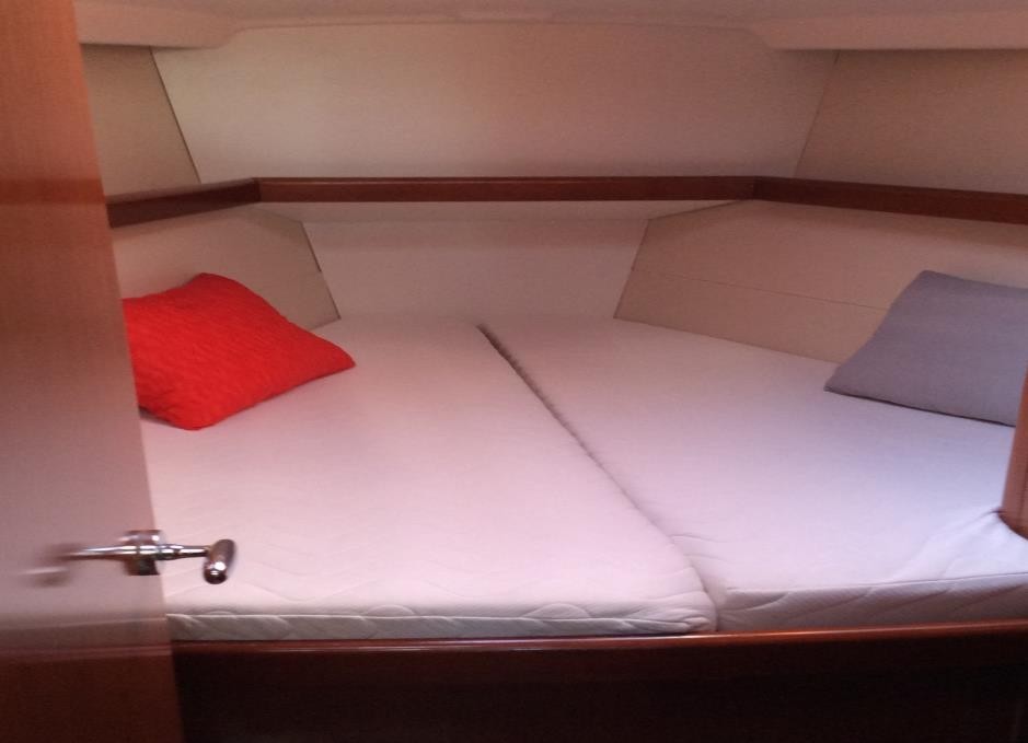 Photo #8 - Oceanis 43 (Fantasea) in Atene - 33908