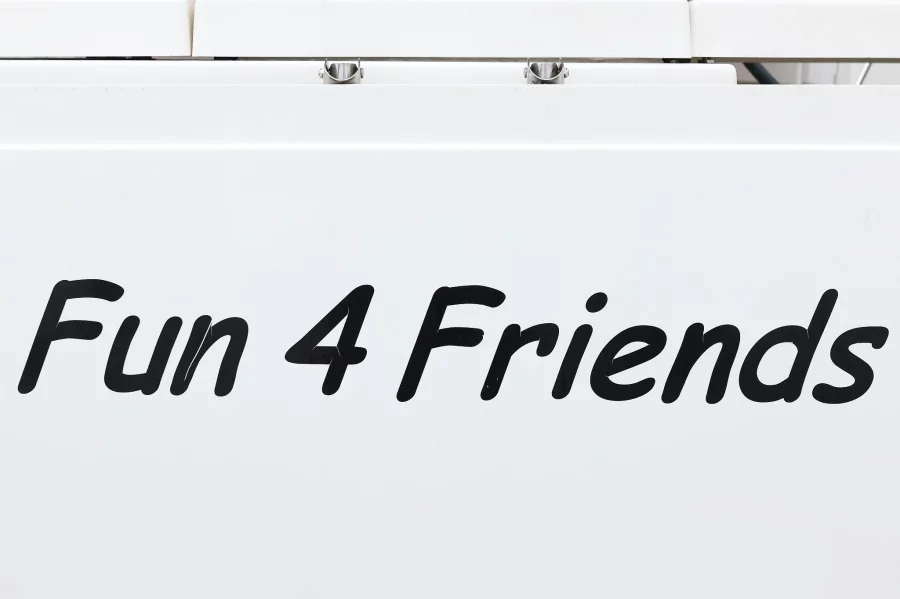 Dufour 412 GL (Fun 4 Friends)  - 29