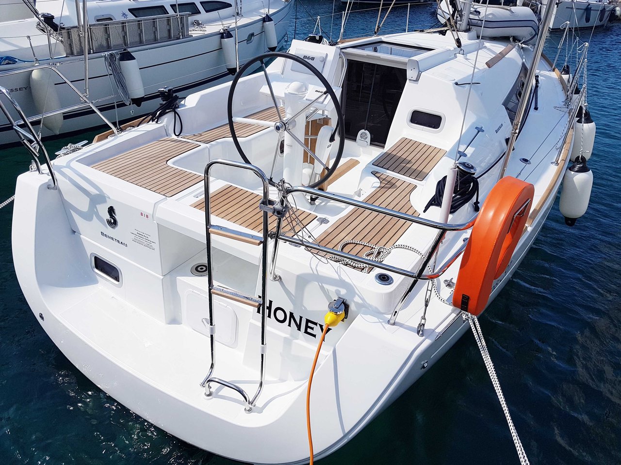 Photo #5 - Oceanis 31 (Honey) en Split - 33935