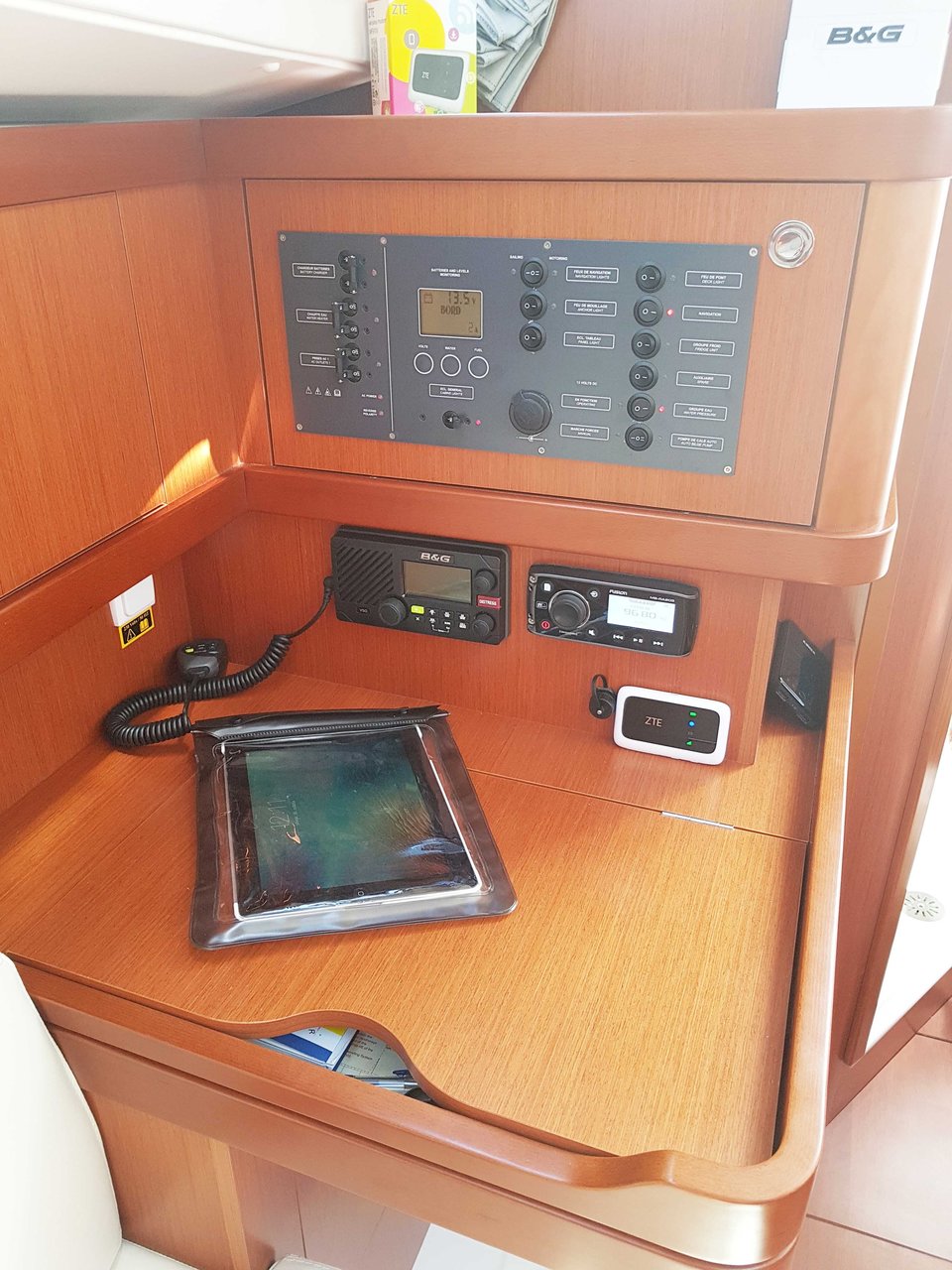 Photo #16 - Oceanis 31 (Honey) en Split - 33935