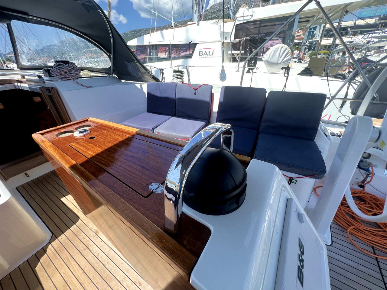 Photo #6 - Bavaria Cruiser 46 - 4 cab. (Amazing Grace) en Kastela - 33955