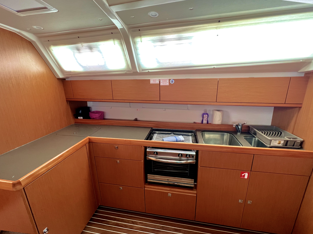 Photo #11 - Bavaria Cruiser 46 - 4 cab. (Amazing Grace) en Kastela - 33955