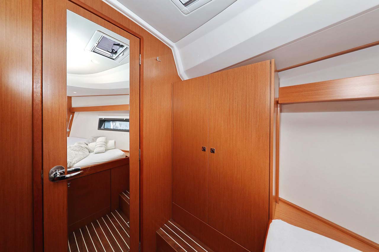 Photo #23 - Bavaria C42 Style (Antares) in Biograd - 33975