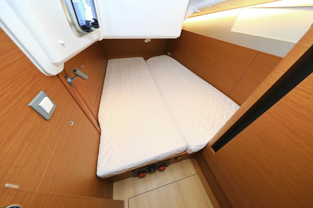 Photo #17 - Sun Odyssey 410 - 3 cab. (Vague) in Zadar - 34002