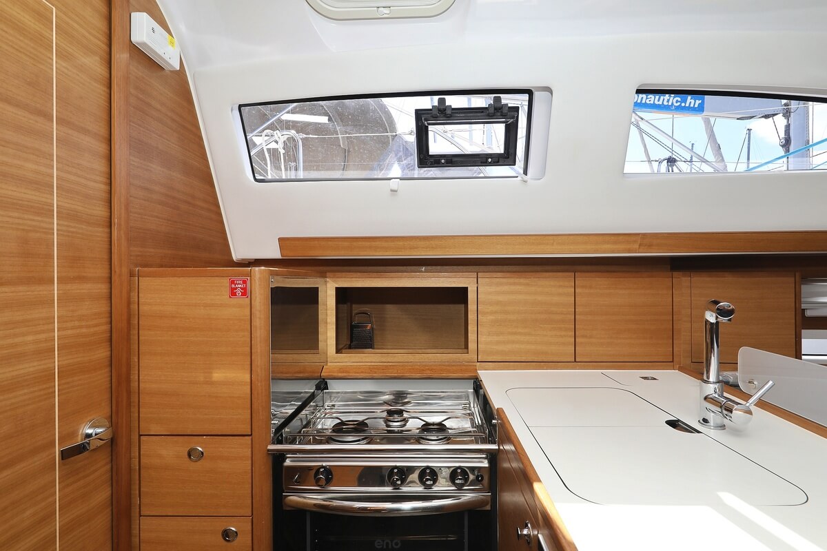 Photo #18 - Elan Impression 40.1 (Valata) en Pirovac - 34021