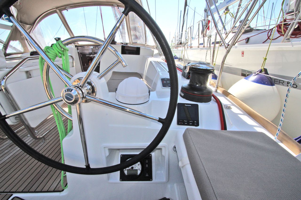 Photo #4 - Sun Odyssey 449 (Kronos) en Lavrion - 34034