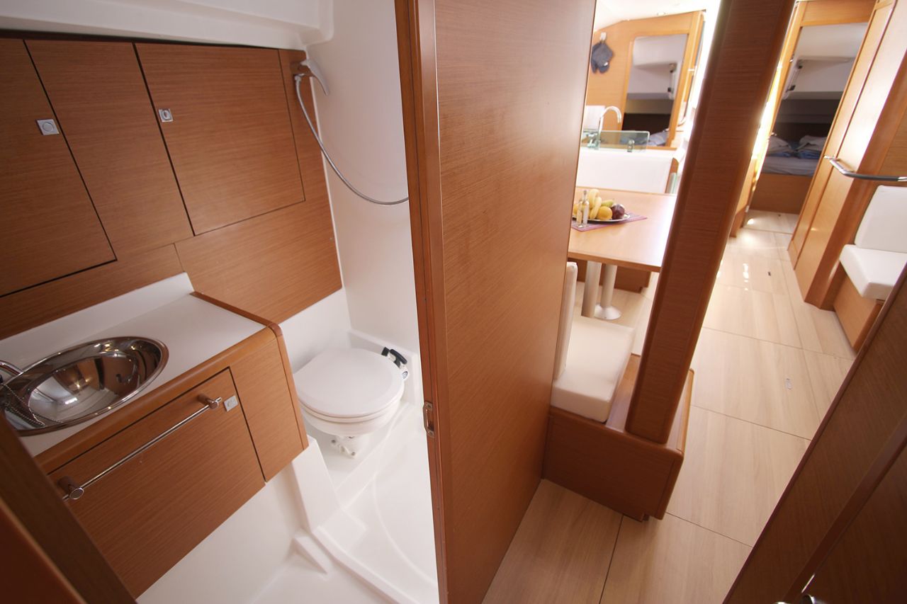 Photo #18 - Sun Odyssey 449 (Kronos) en Lavrion - 34034