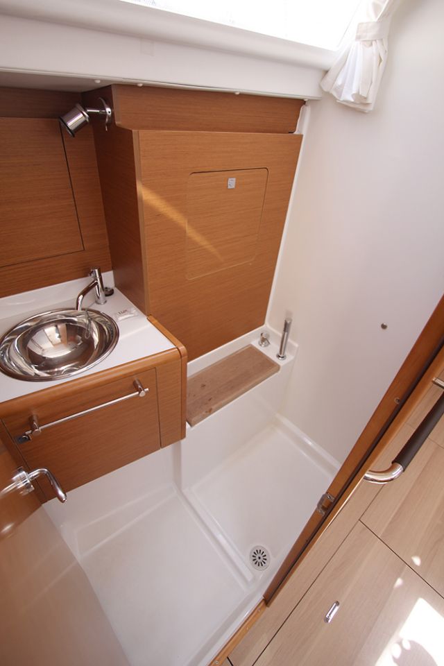 Photo #19 - Sun Odyssey 449 (Kronos) en Lavrion - 34034