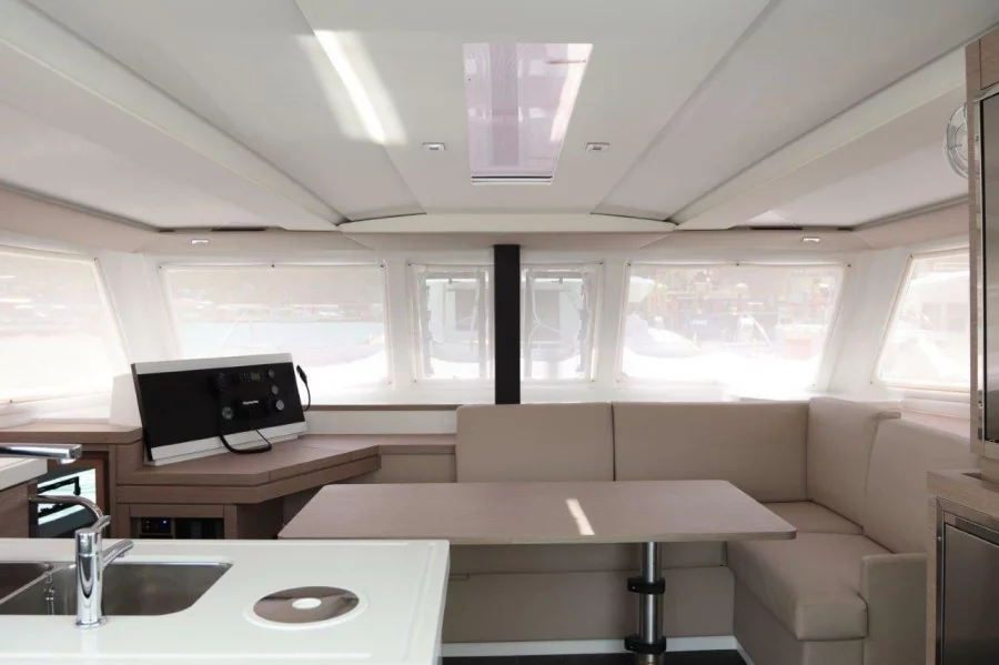 Fountaine Pajot Lucia 40 (Wish You Were Here)  - 19