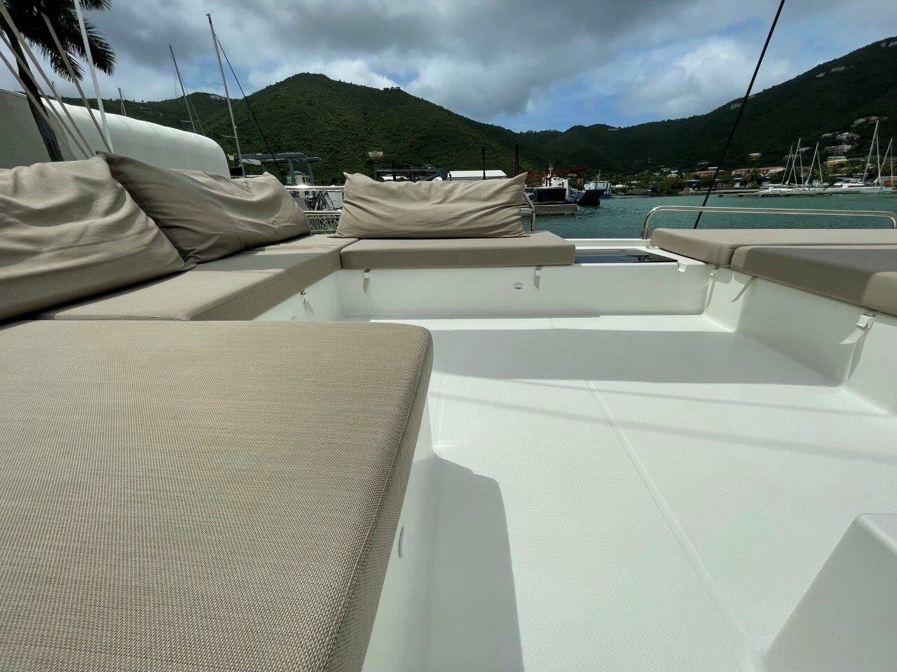 Photo #7 - Fountaine Pajot Saba 50 - 5 cab. (Singing Winds) en Road Town - 34045