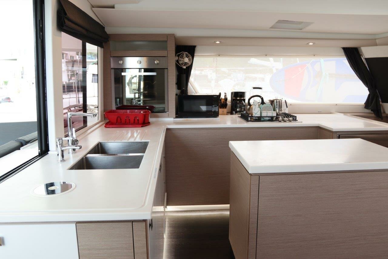 Photo #12 - Fountaine Pajot Saba 50 - 5 + 2 cab. (Soleil Rae) en Road Town - 34046