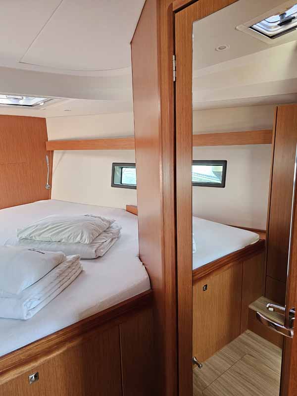 Photo #9 - Bavaria C42 (Nola) en Krk - 34067