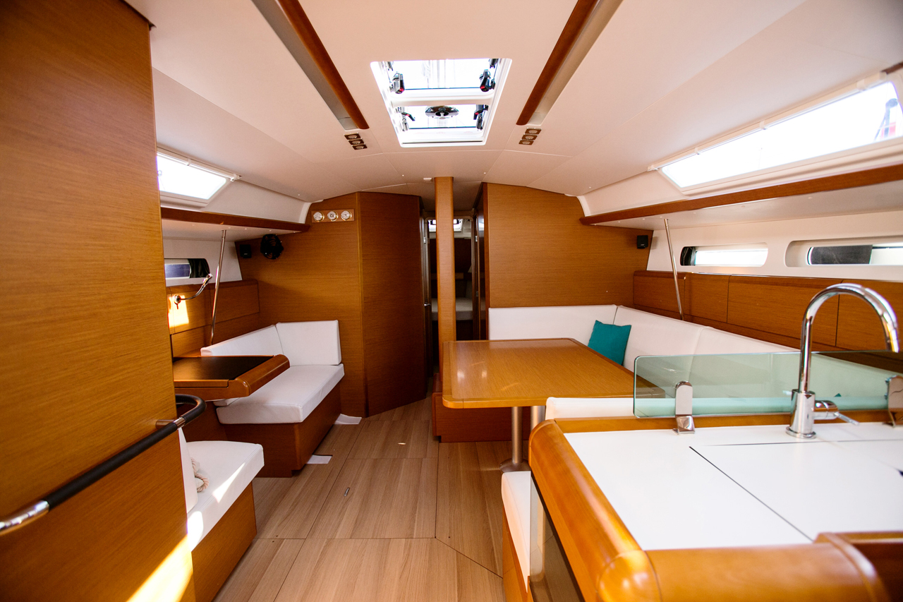 Photo #5 - Sun Odyssey 449 (Alpha) in Atene - 34082
