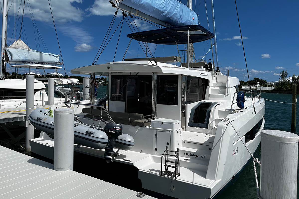 Photo #6 - Bali 4.8 - 5 cab. (Happy Day) in Marsh Harbour - 34120