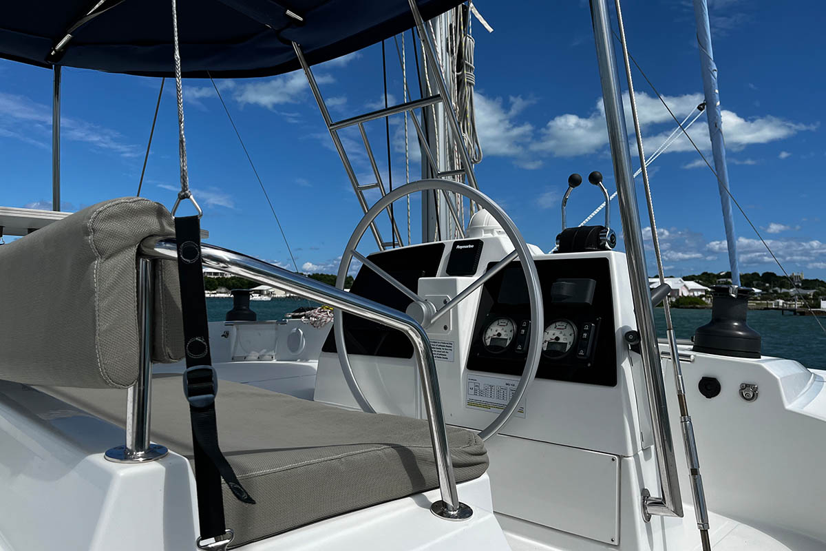 Photo #10 - Bali 4.8 - 5 cab. (Happy Day) in Marsh Harbour - 34120