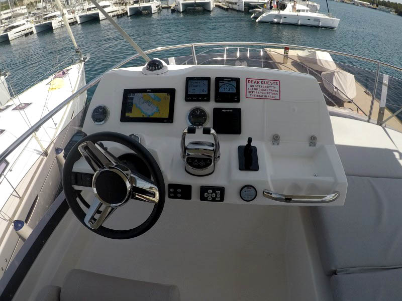 Photo #9 - Prestige 420 Fly (Brigadoon) in Sibenik - 34140