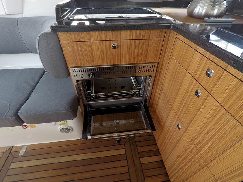 Photo #18 - Marex 360 Cabriolet Cruiser (True North) in Sibenik - 34141