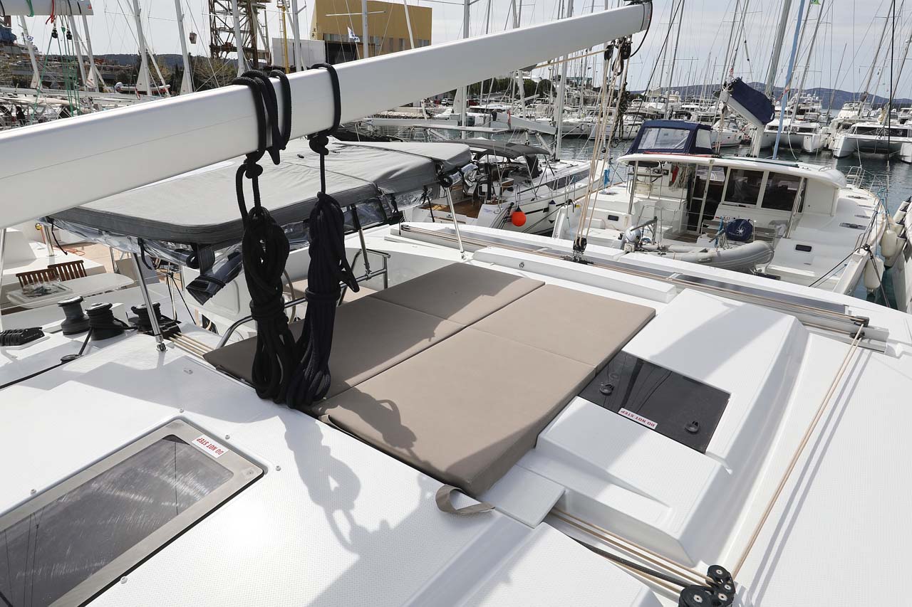 Photo #7 - Fountaine Pajot Astrea 42 - 4 + 2 cab. (La Mula) in Trogir - 34164