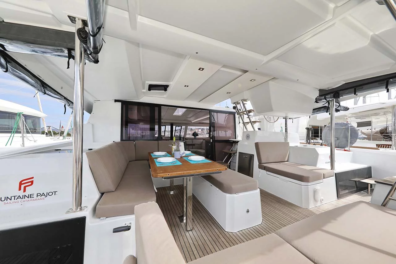 Fountaine Pajot Astrea 42 - 4 + 2 cab. (La Mula)  - 9