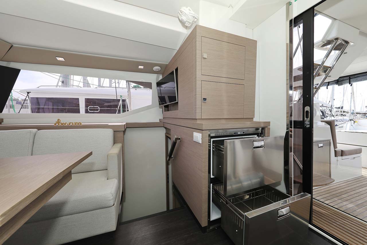 Photo #21 - Fountaine Pajot Astrea 42 - 4 + 2 cab. (La Mula) in Trogir - 34164