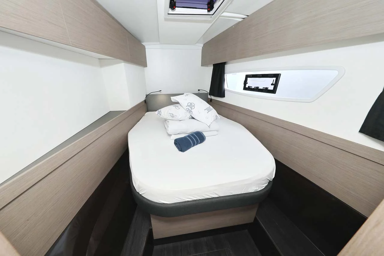 Fountaine Pajot Astrea 42 - 4 + 2 cab. (La Mula)  - 25