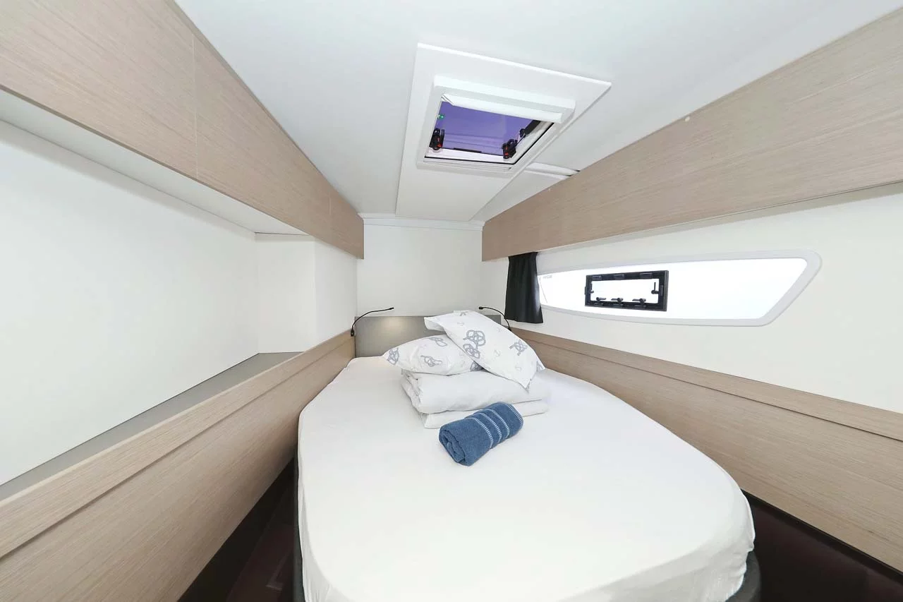 Fountaine Pajot Astrea 42 - 4 + 2 cab. (La Mula)  - 26