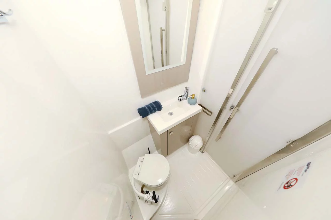 Fountaine Pajot Astrea 42 - 4 + 2 cab. (La Mula)  - 29
