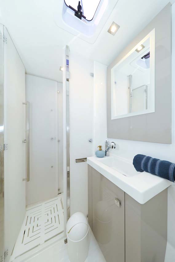 Photo #33 - Fountaine Pajot Astrea 42 - 4 + 2 cab. (La Mula) in Trogir - 34164