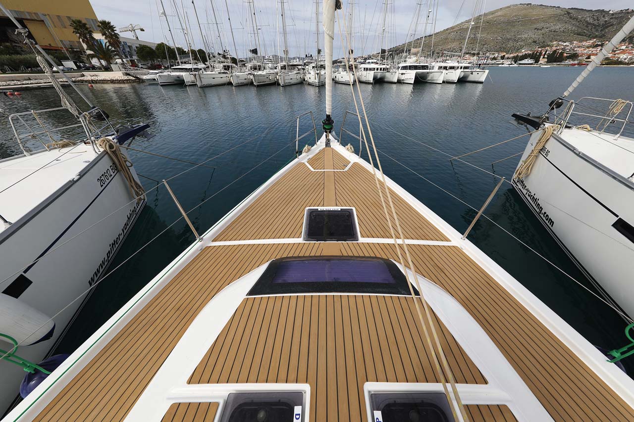Photo #26 - Dufour 430 (Lucia 1) in Trogir - 34173