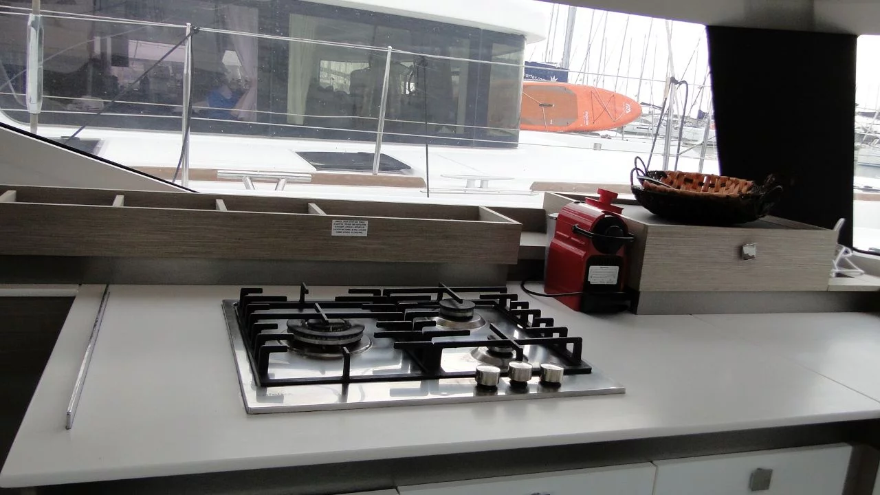 Fountaine Pajot Elba 45 - 4 + 2 cab. (O'NEIRO)  - 7