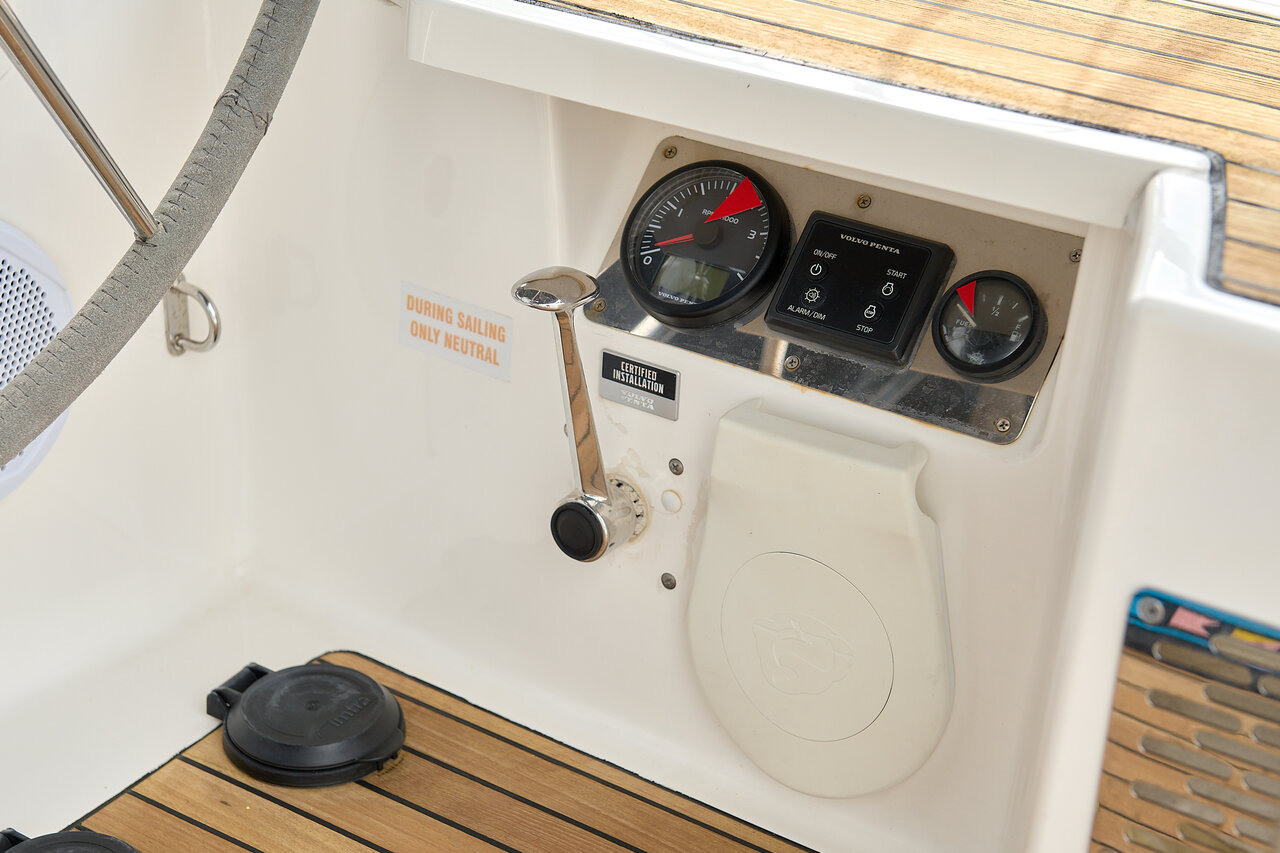 Photo #11 - Bavaria Cruiser 37 - 3 cab. (Toni) in Trogir - 34185