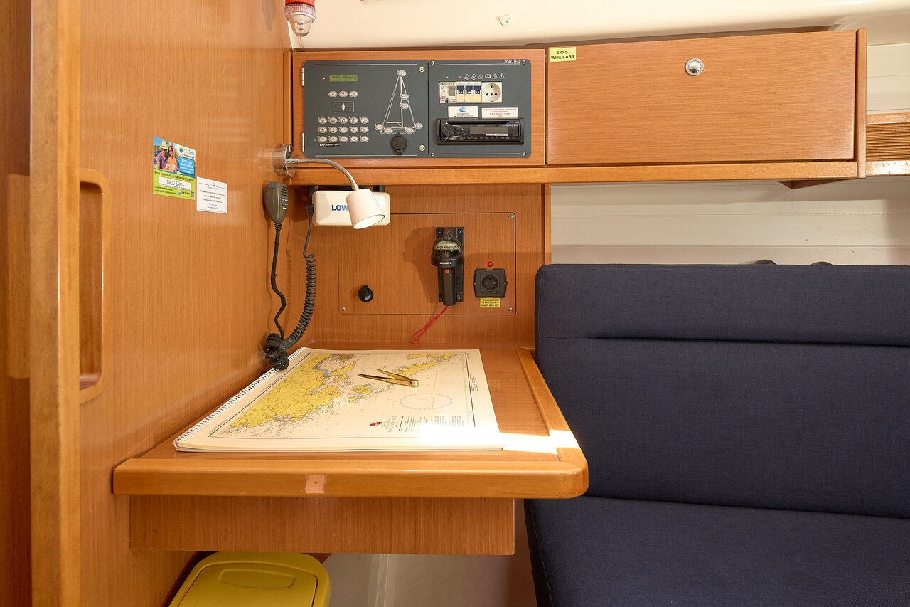 Photo #22 - Bavaria Cruiser 37 - 3 cab. (Toni) in Trogir - 34185