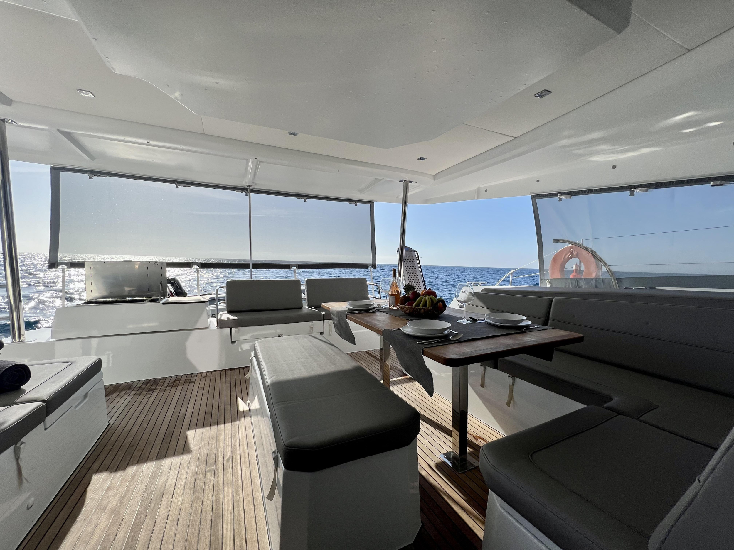 Photo #10 - Fountaine Pajot Elba 45 - 5 cab. (Sea Energy III) en Athènes - 34193