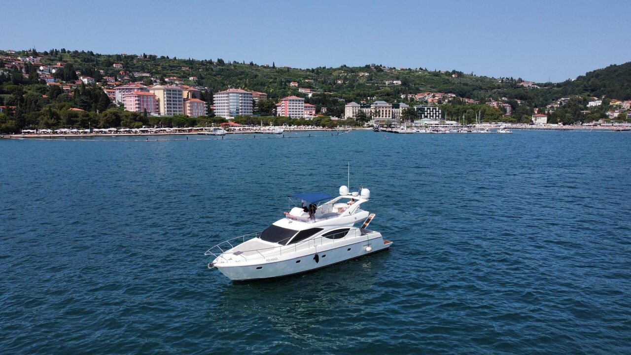 Ferretti Yachts 500 (Feliza Grande)  - 2