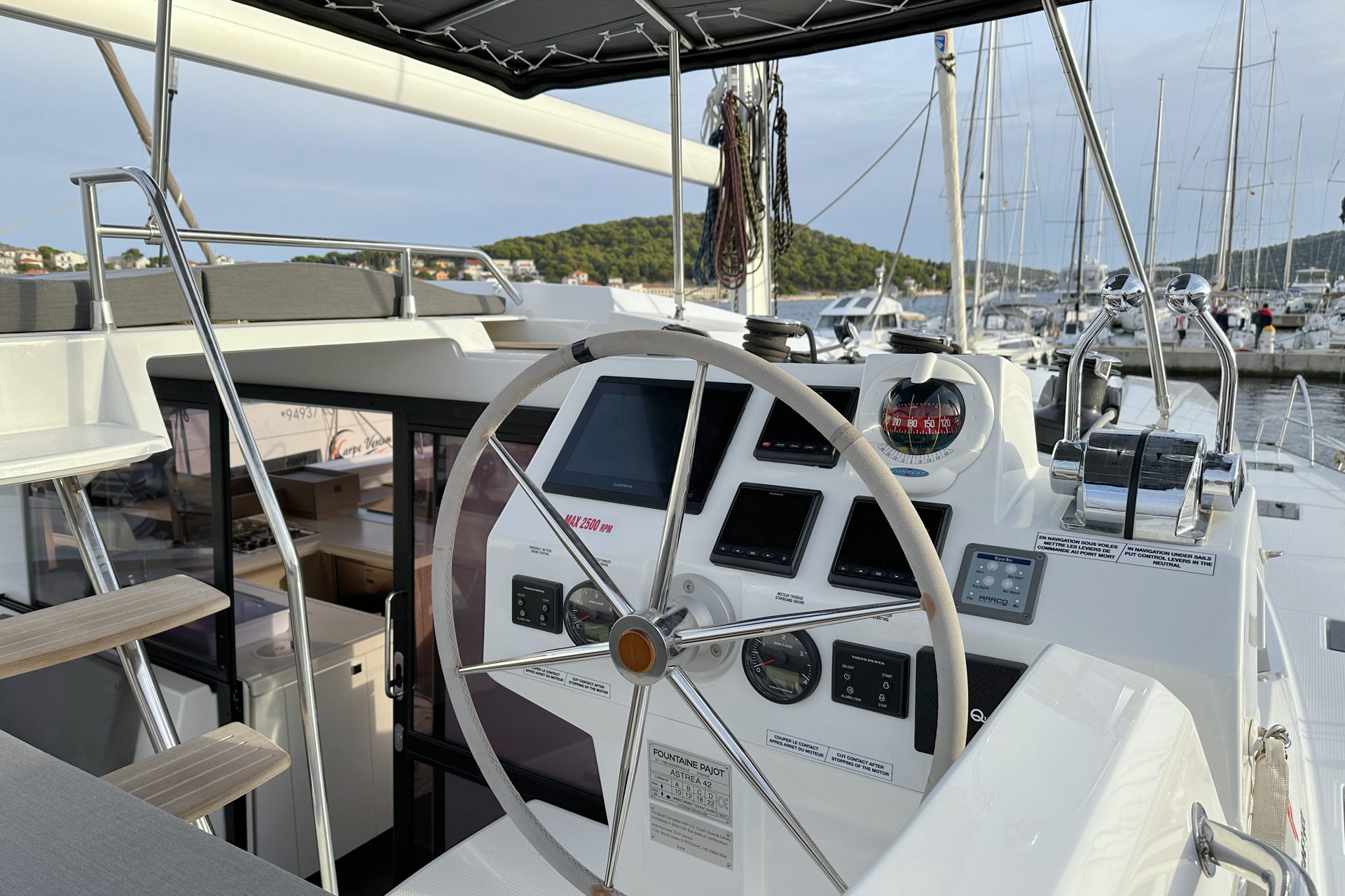 Photo #6 - Fountaine Pajot Astrea 42 (Arisa) en Rogoznica - 34211