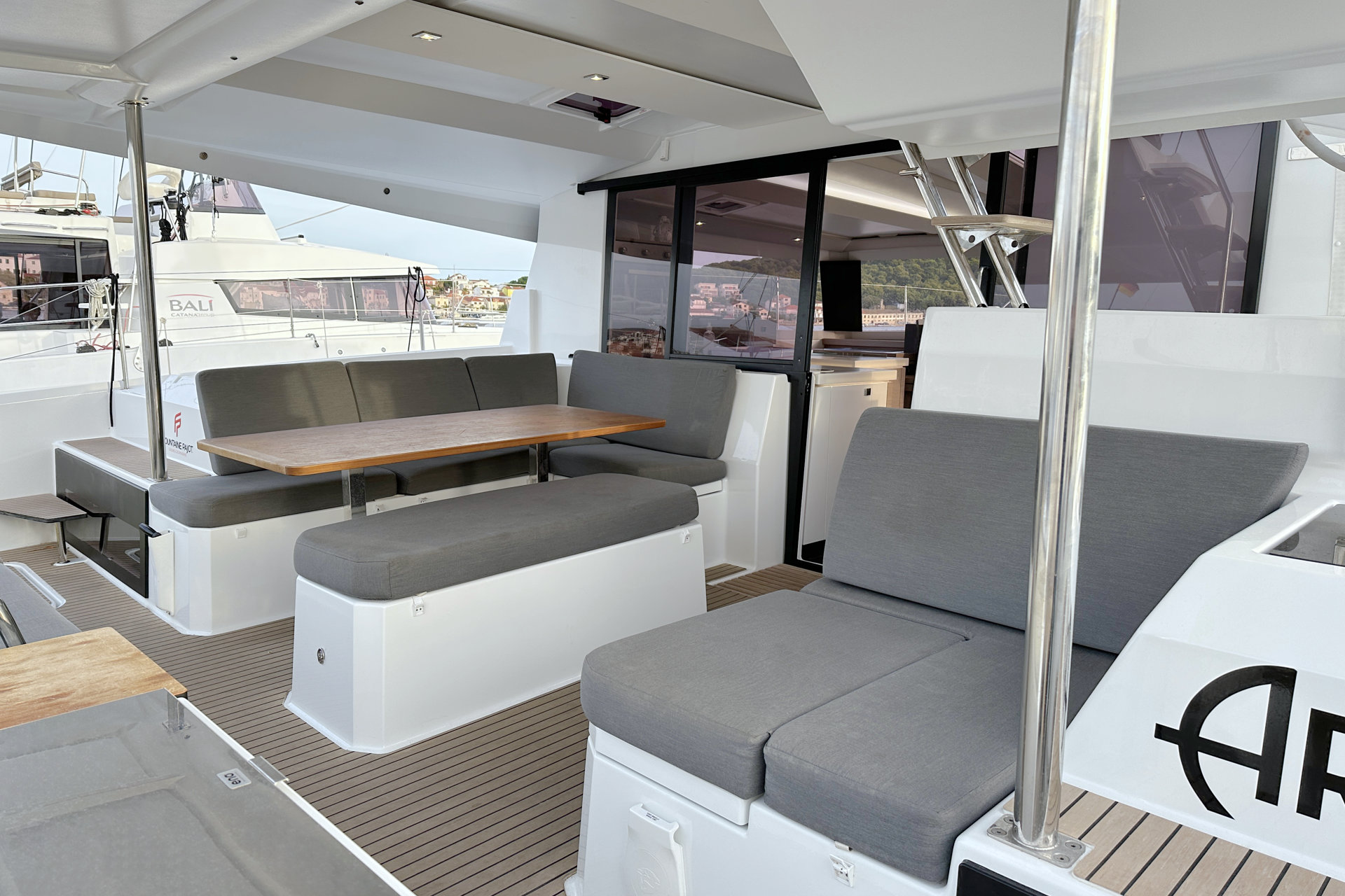 Photo #7 - Fountaine Pajot Astrea 42 (Arisa) en Rogoznica - 34211